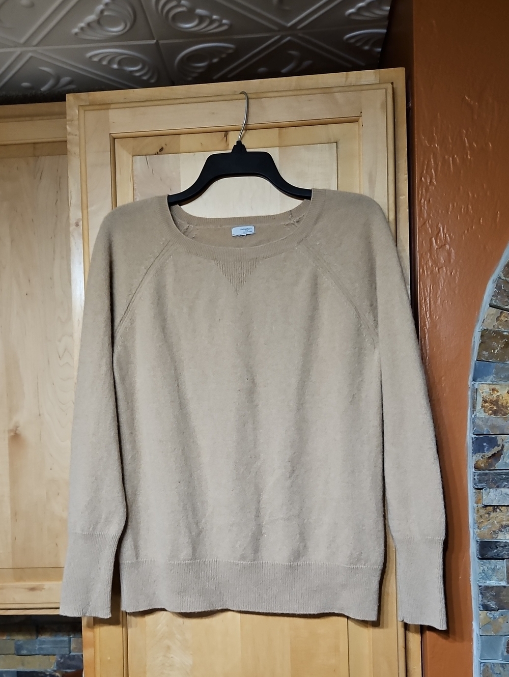 Halogen Tan Cashmere Knit Long Sleeve Crew Neck Sweater
